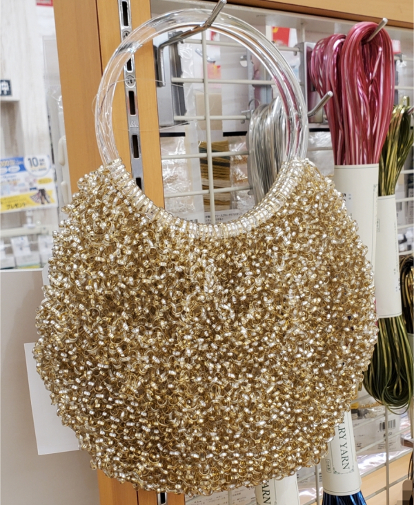 まるでブランドバッグ⁉️💎ジュエリーヤーンのワイヤーバッグ